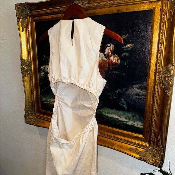 COMMENSE NEW Ivory Linen Blend Open Back Sleeveless Midi Dress M - Picture 5 of 7